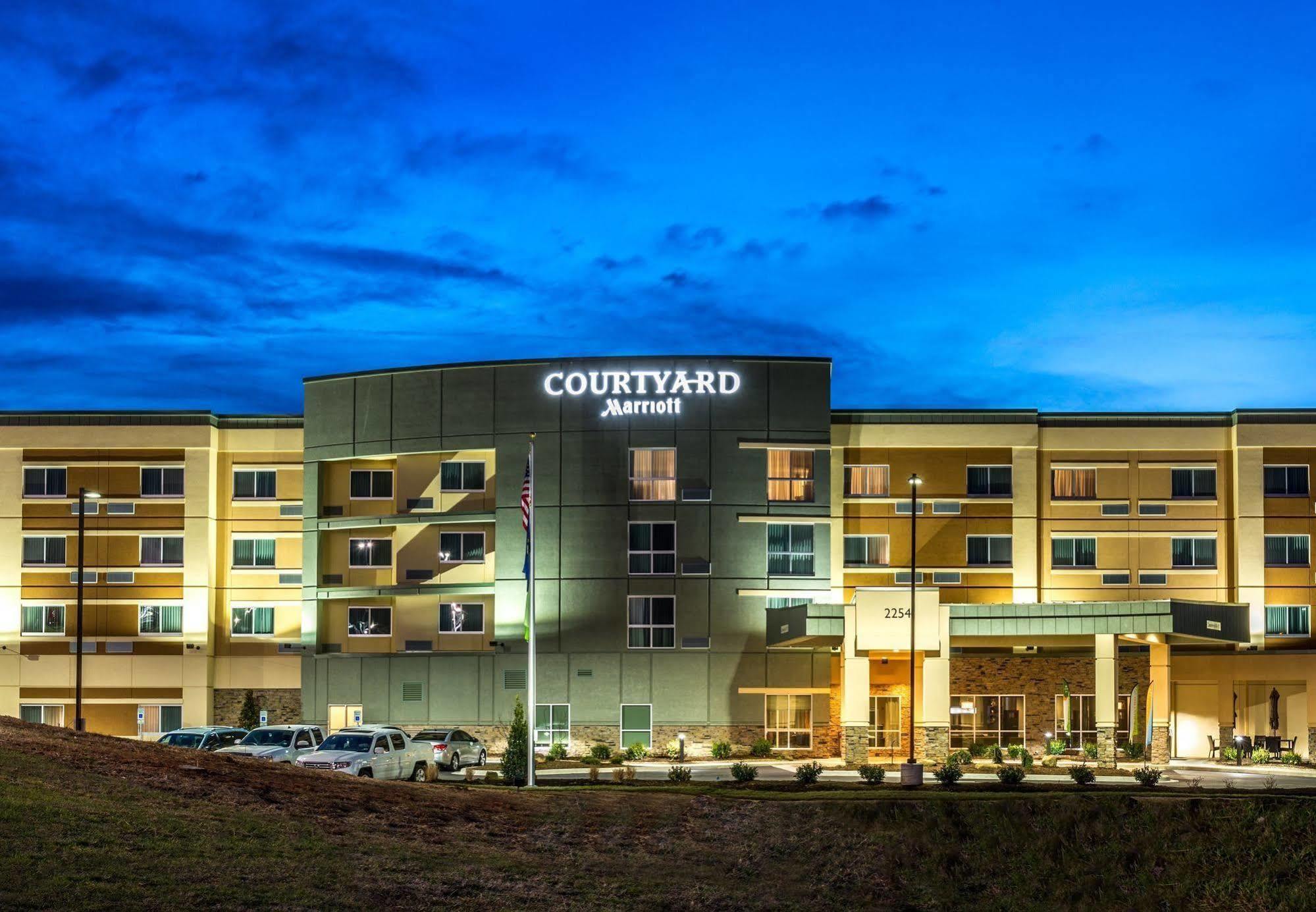 Courtyard By Marriott סומרסט מראה חיצוני תמונה